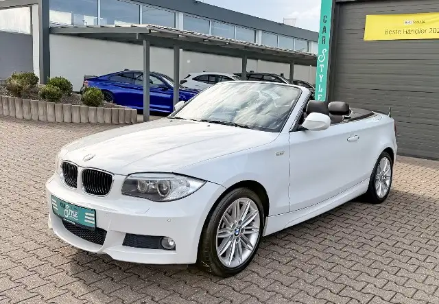 BMW 123 d Cabrio LCI Aut M Sport Paket Harman Kardon