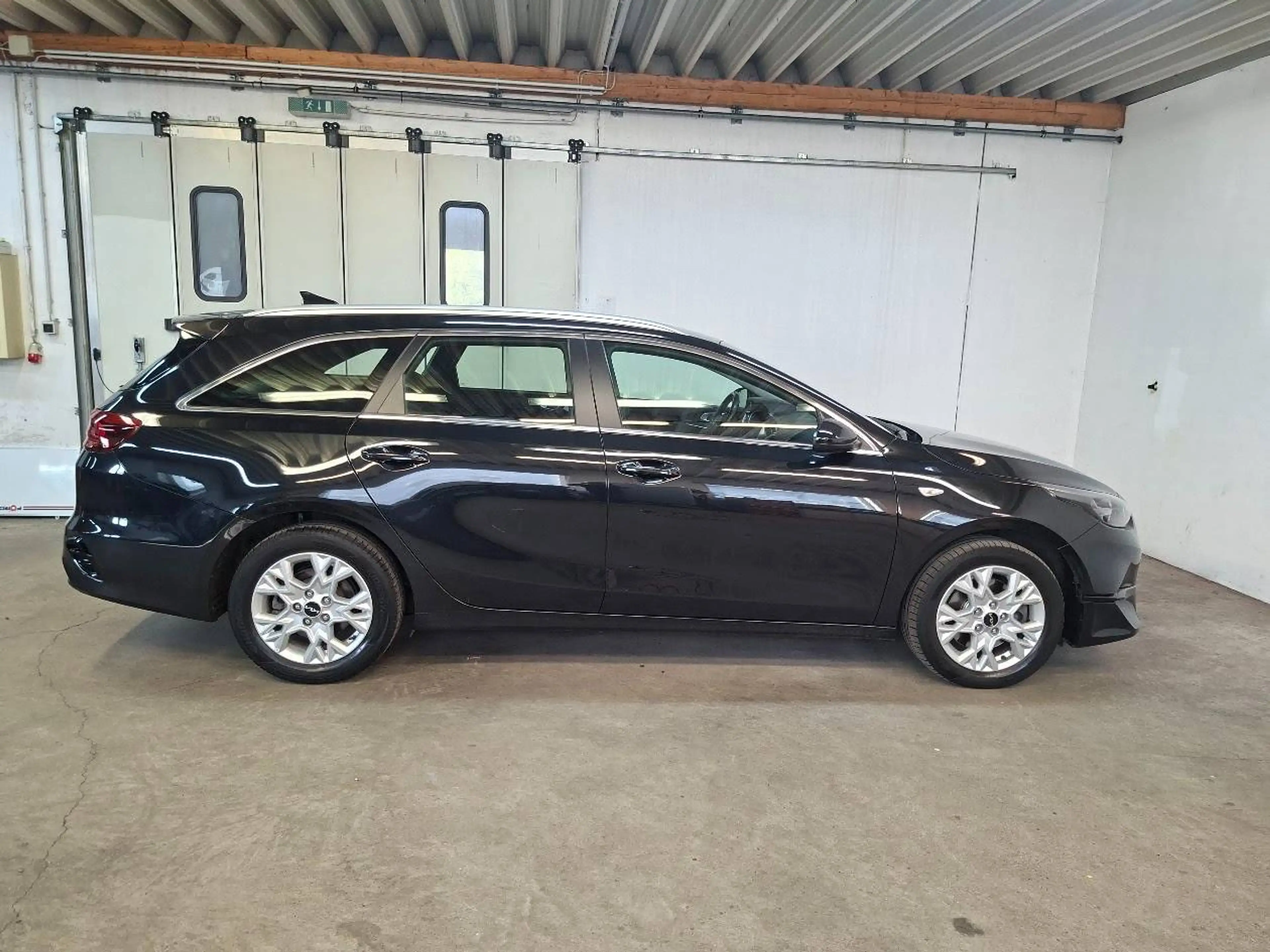 Kia Ceed SW / cee'd SW 1.6 CRDi (48V Mild-Hybrid) Vision — photo 5