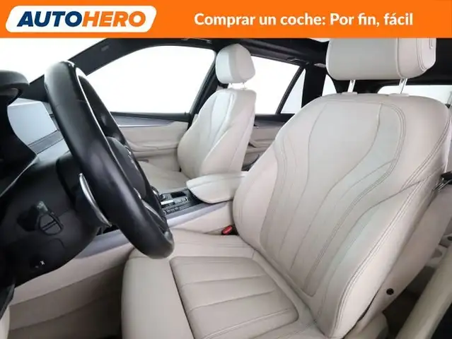 BMW X5 view 11