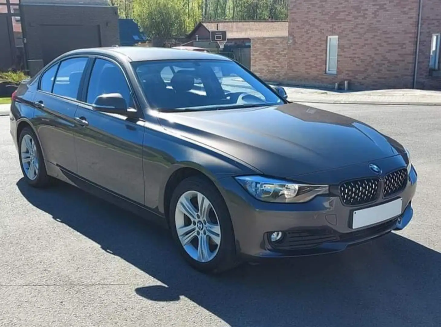 BMW 318 dA - Intérieur pack M - 1