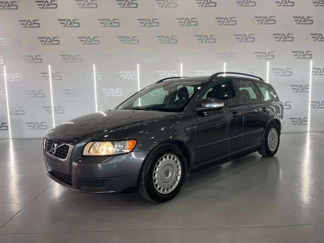 Volvo V50 1.5 - foto 1
