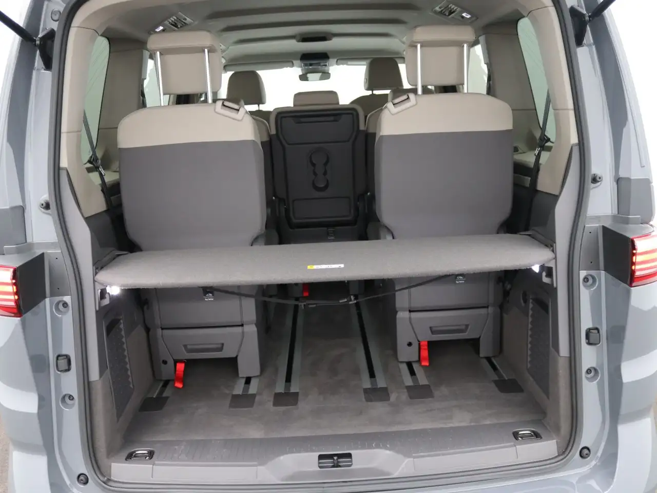 Volkswagen T7 Multivan Multivan Life 1.4 e-Hybrid / Navi, ParkAssi, LED 9