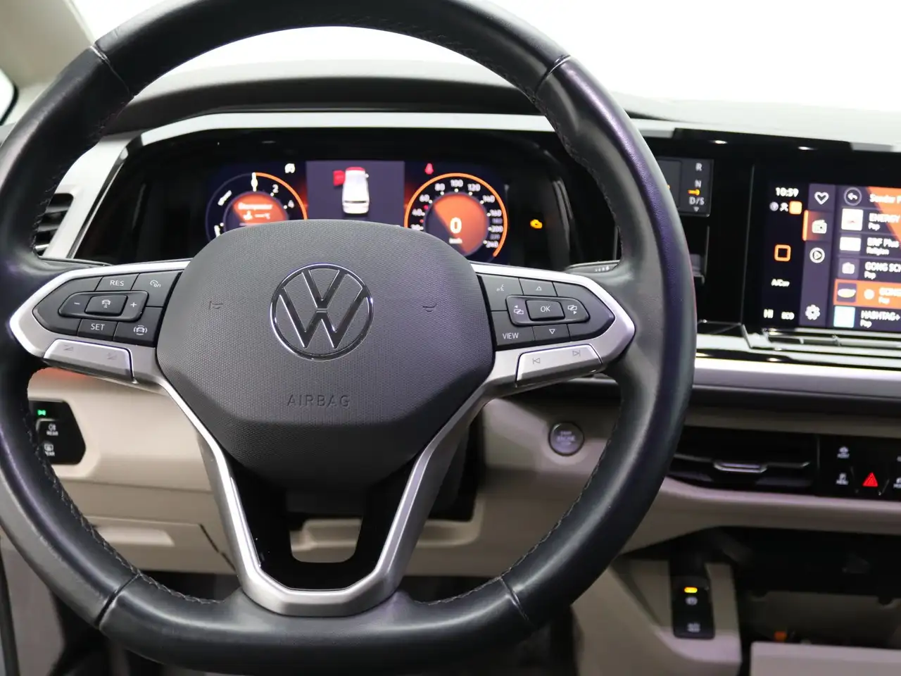 Volkswagen T7 Multivan Multivan Life 1.4 e-Hybrid / Navi, ParkAssi, LED 17