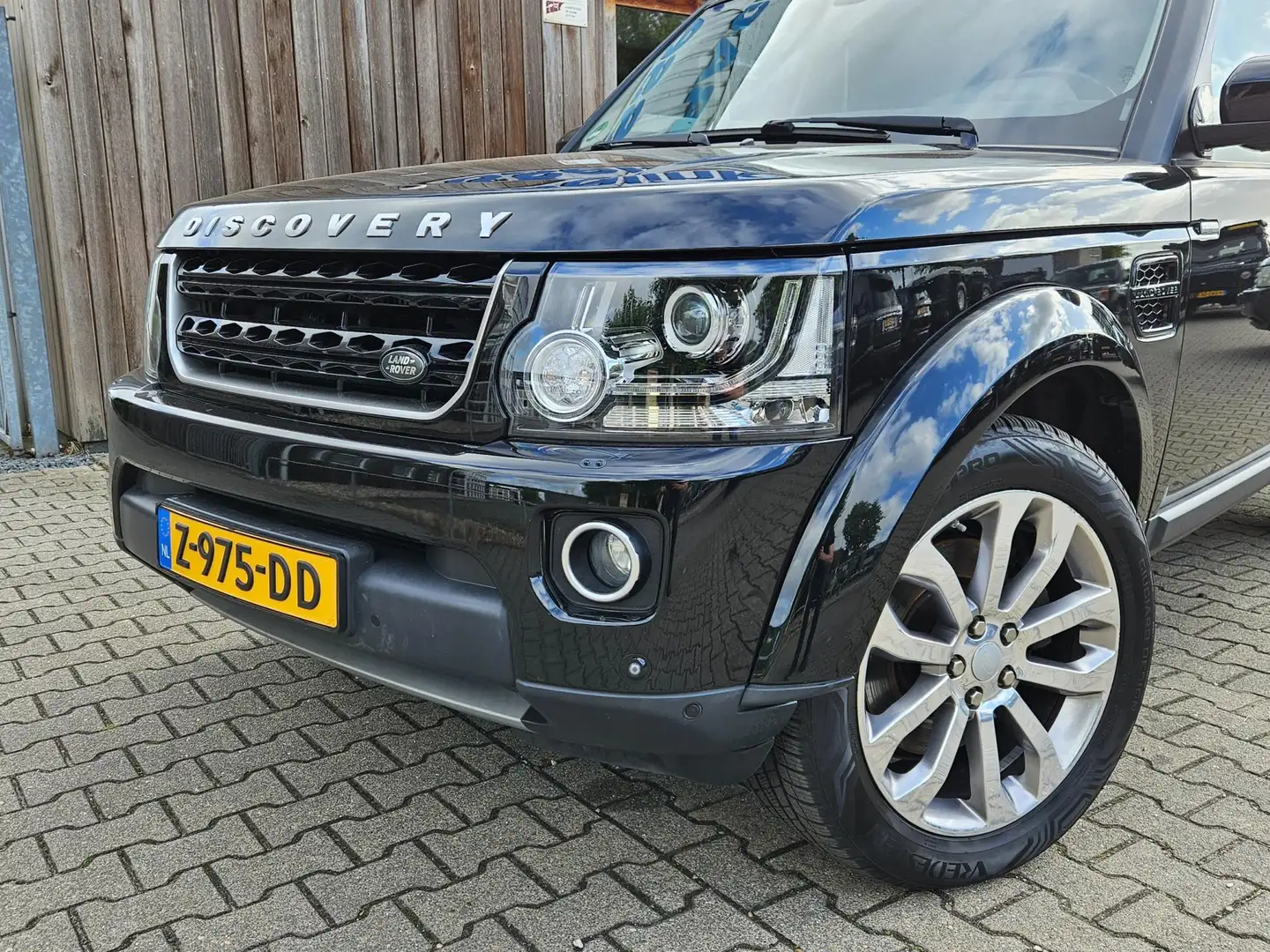 Land Rover Discovery 4 3.0 SDV6 Landmark 7-zits rev. motor Schwarz - 2