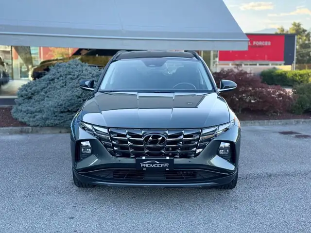 Hyundai Tucson view 2