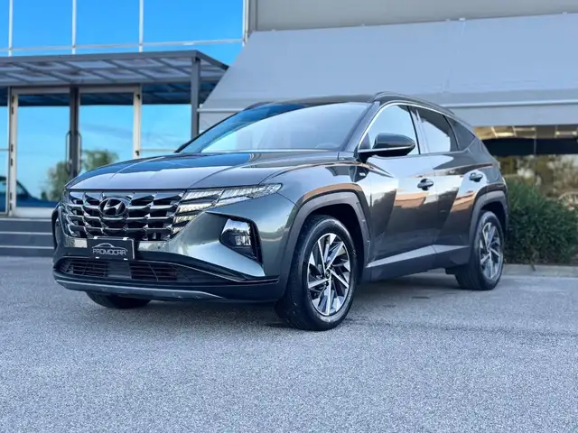 Hyundai Tucson view 25