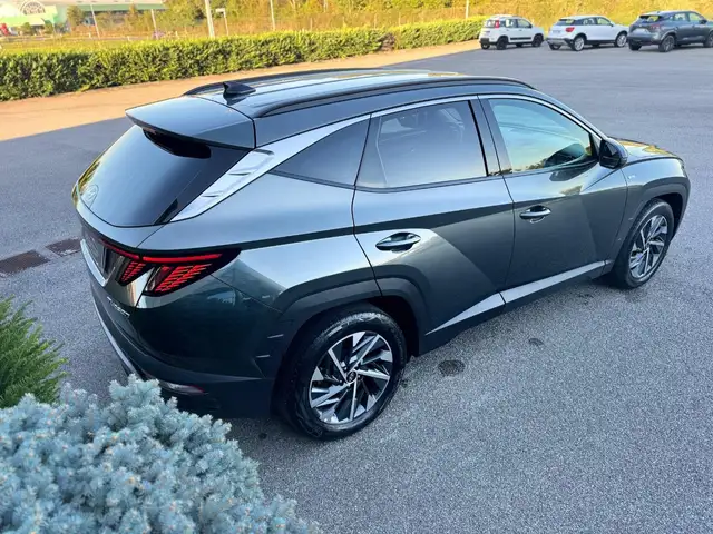 Hyundai Tucson view 4