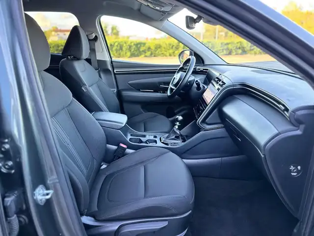 Hyundai Tucson view 12