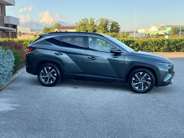 Hyundai Tucson view 19