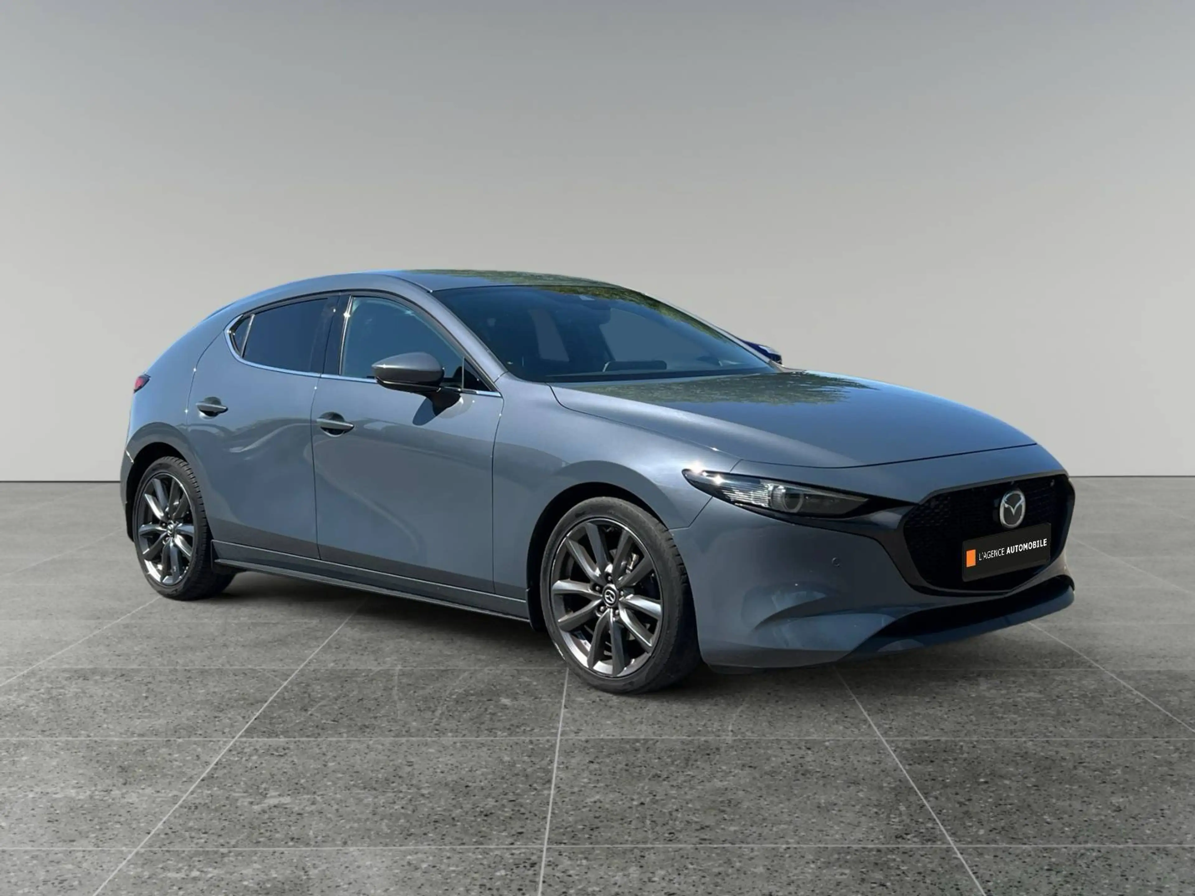 Mazda 3 Hatchback 2.0i e-Skyactiv-G Skycruise -BOSE-GARANTIE 12 MOIS — photo 8