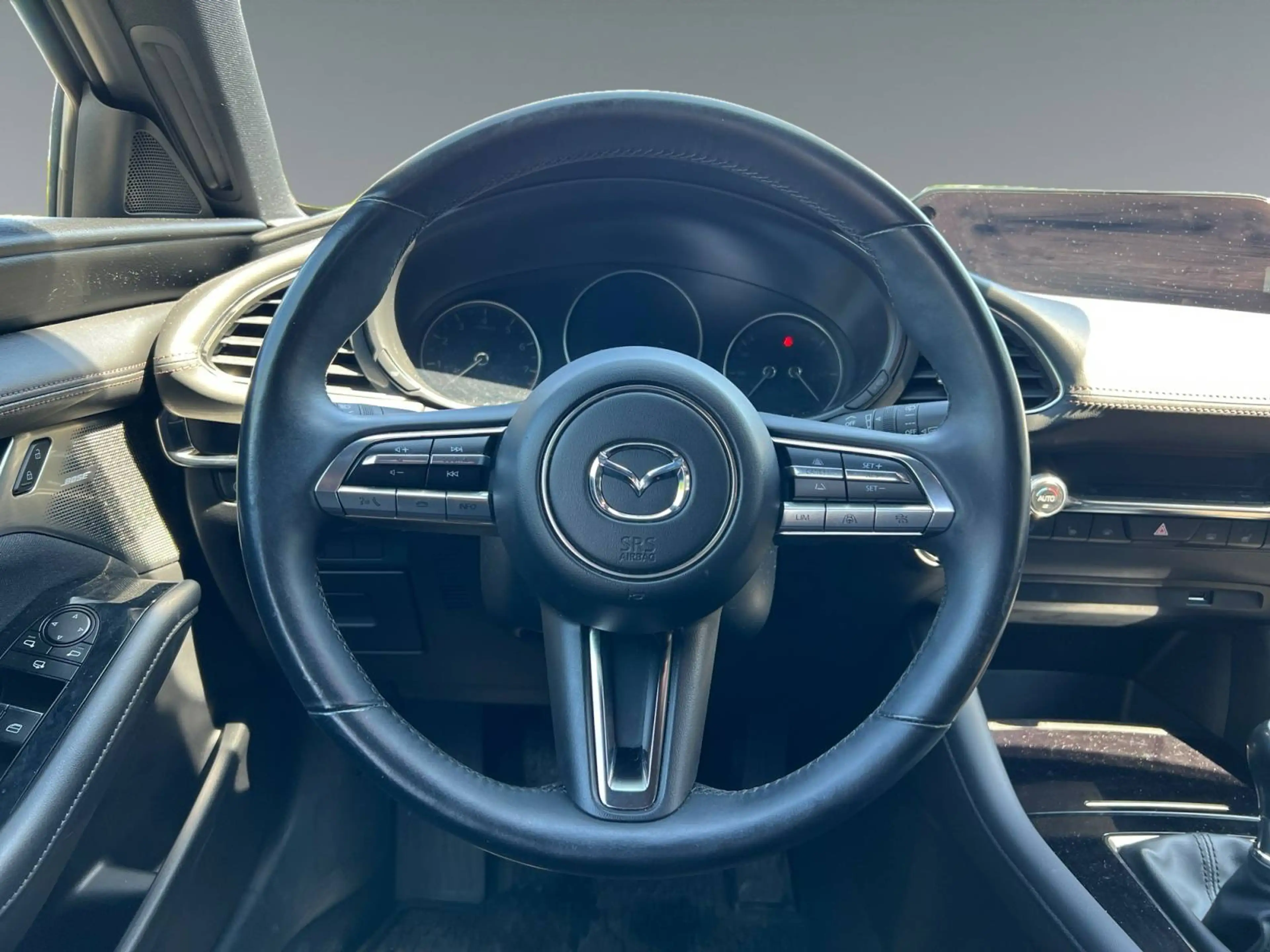 Mazda 3 Hatchback 2.0i e-Skyactiv-G Skycruise -BOSE-GARANTIE 12 MOIS — photo 13