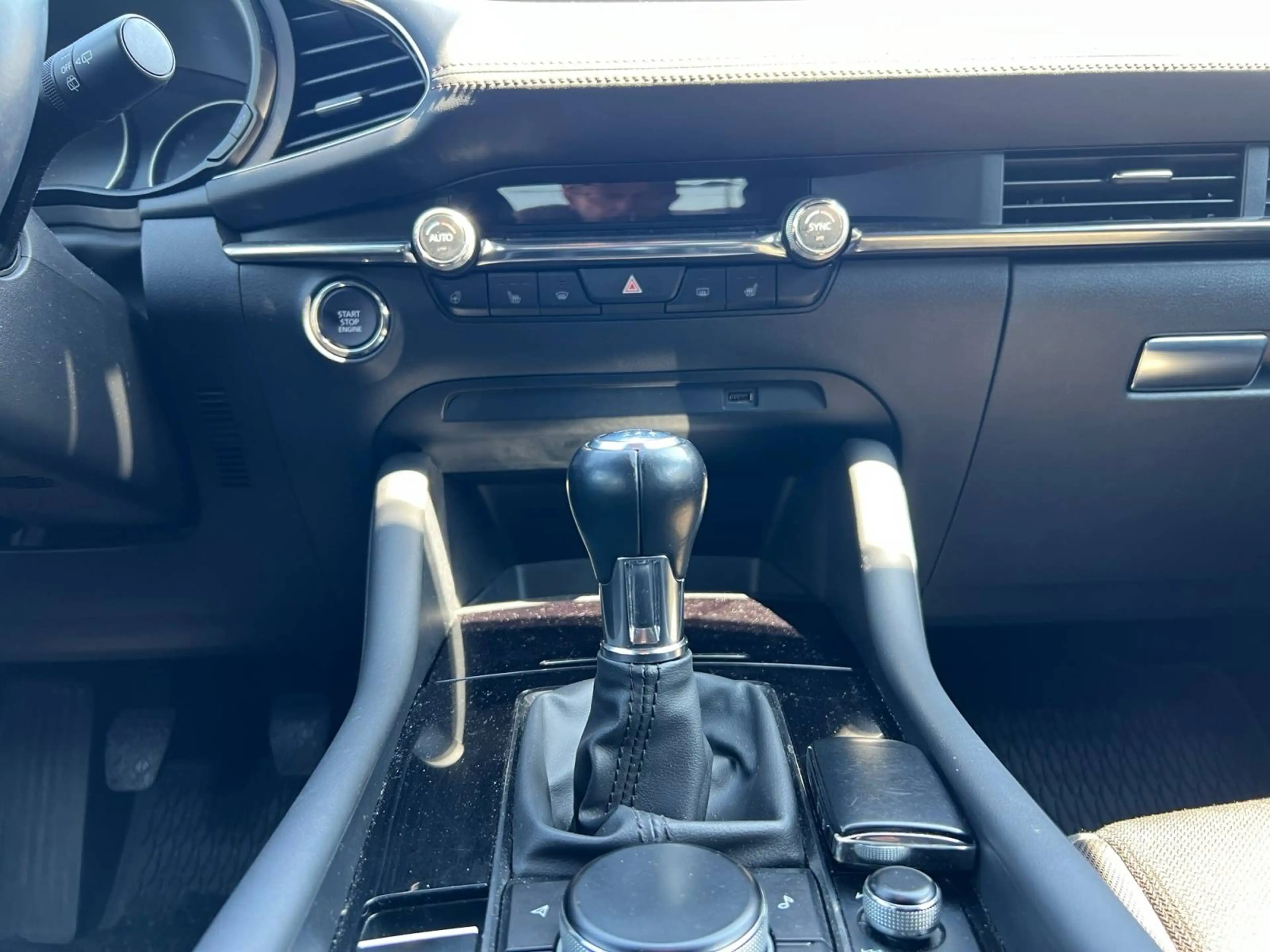 Mazda 3 Hatchback 2.0i e-Skyactiv-G Skycruise -BOSE-GARANTIE 12 MOIS — photo 12