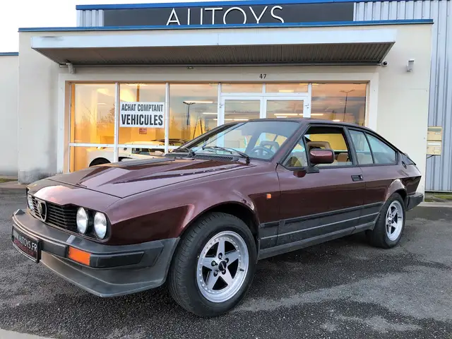 Alfa Romeo Alfetta GTV 2.5 FL NR