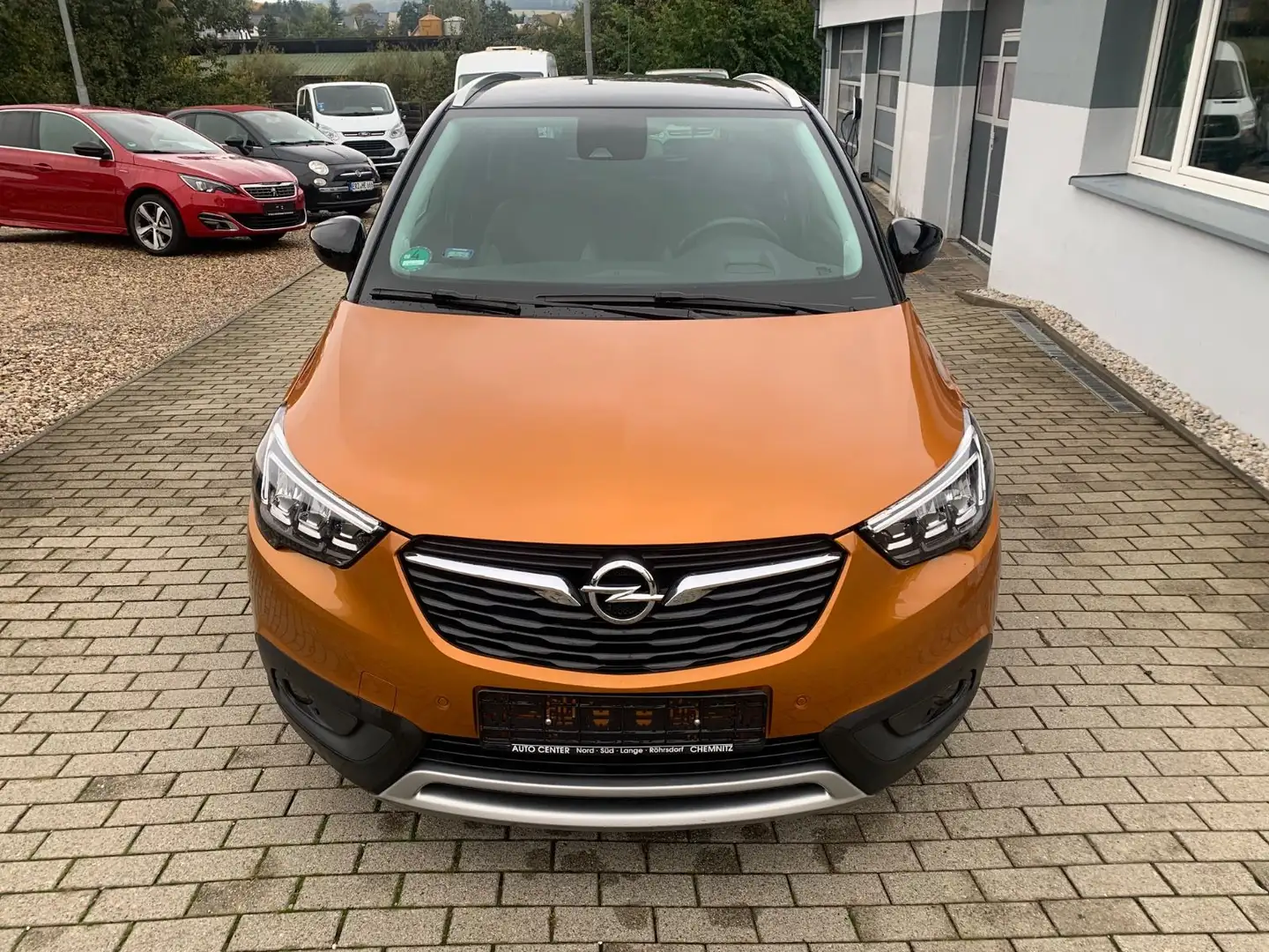 Opel Crossland X 1,2 Aut LED Temp Shzg PDC Navi 27TKM Orange - 2