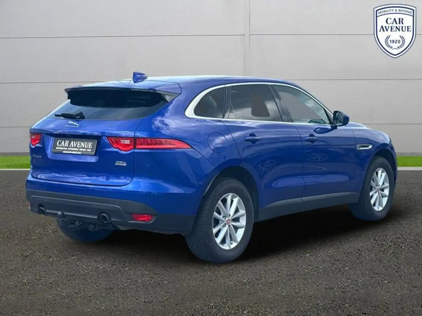 Jaguar F-Pace Portfolio Blau - 2