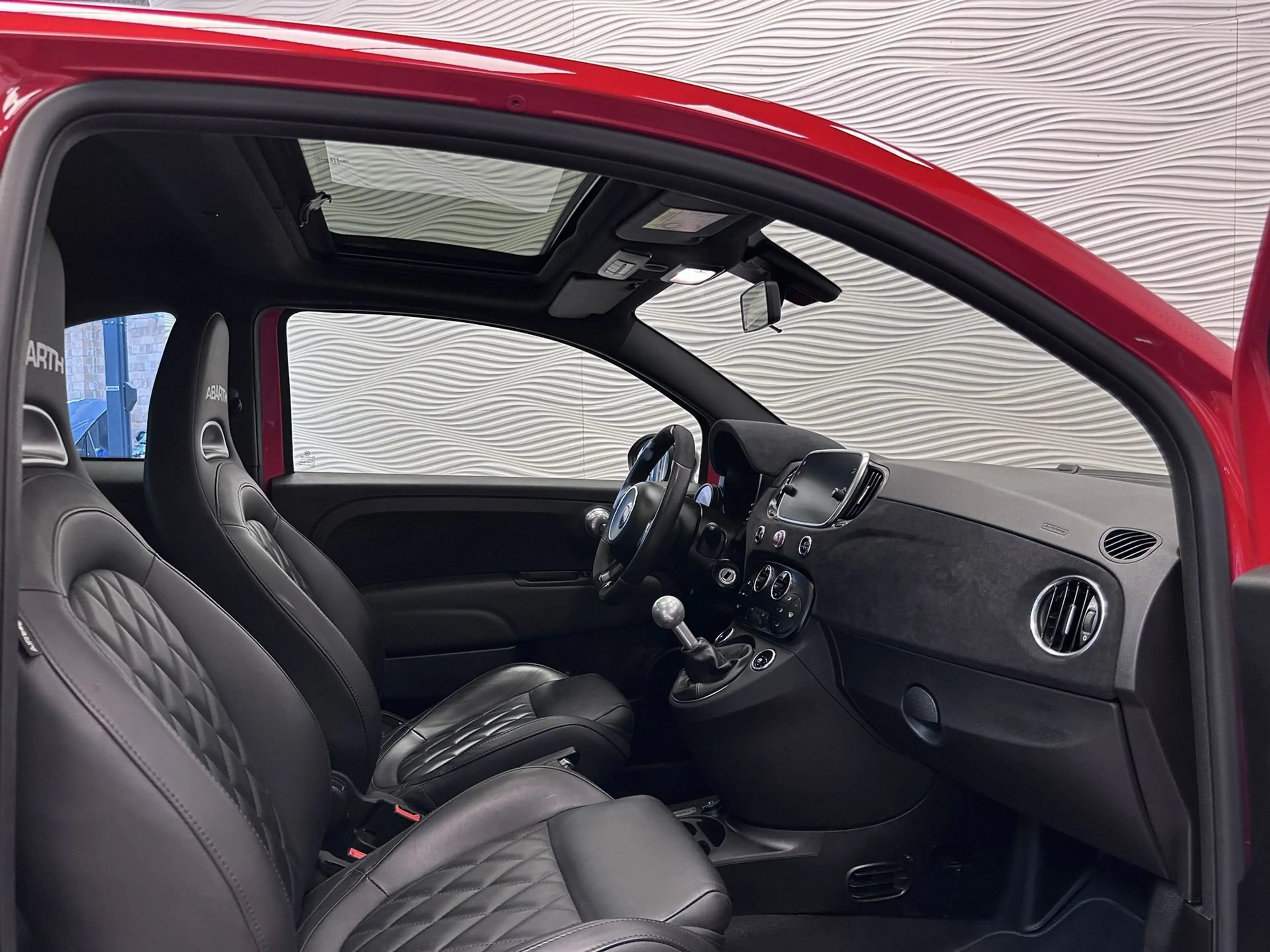 Abarth 595 Competizione 1.4 T-Jet*ROSSO ABARTH*PANO*LEDER*180 PK* — photo 20