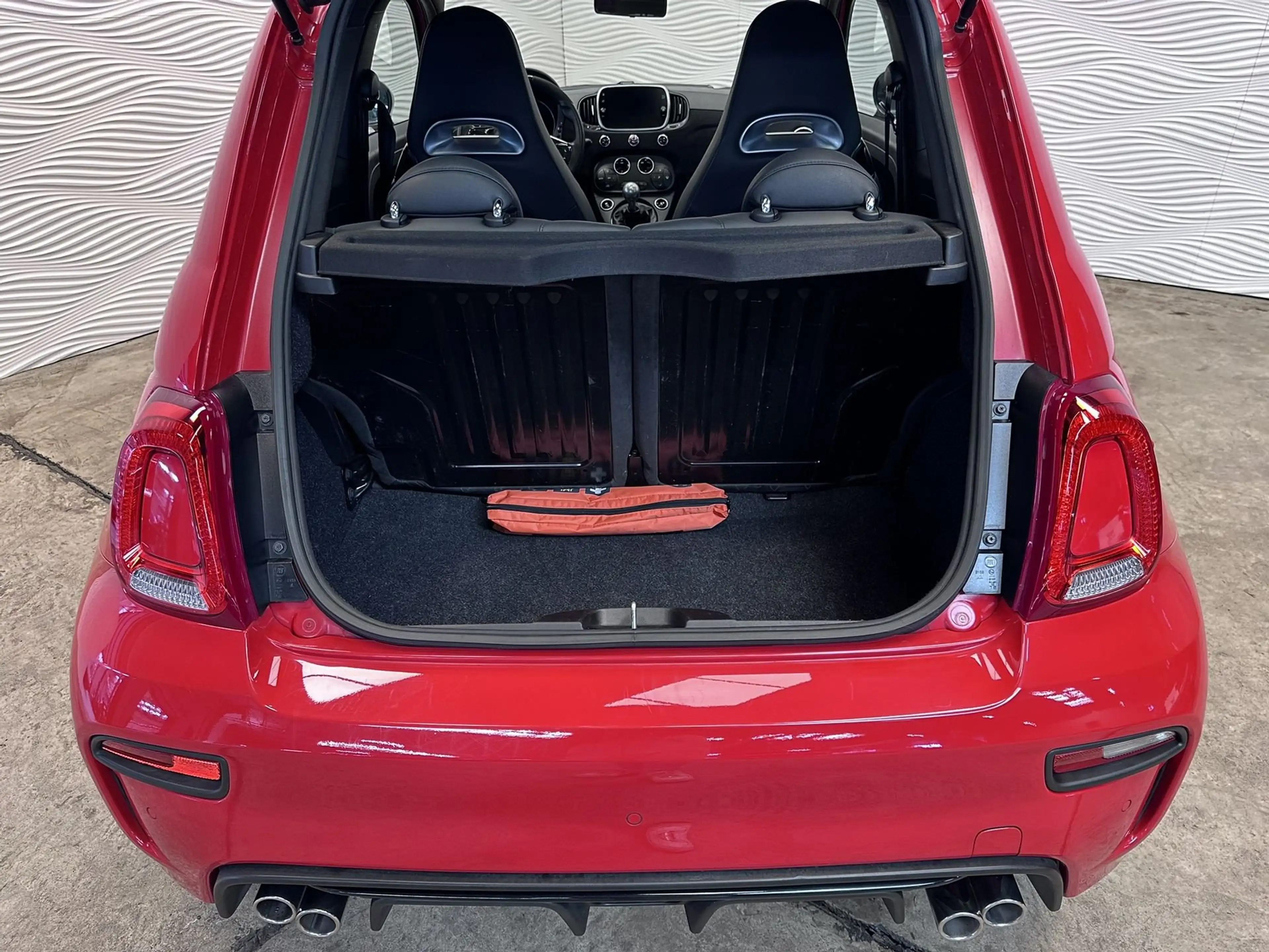 Abarth 595 Competizione 1.4 T-Jet*ROSSO ABARTH*PANO*LEDER*180 PK* — photo 34