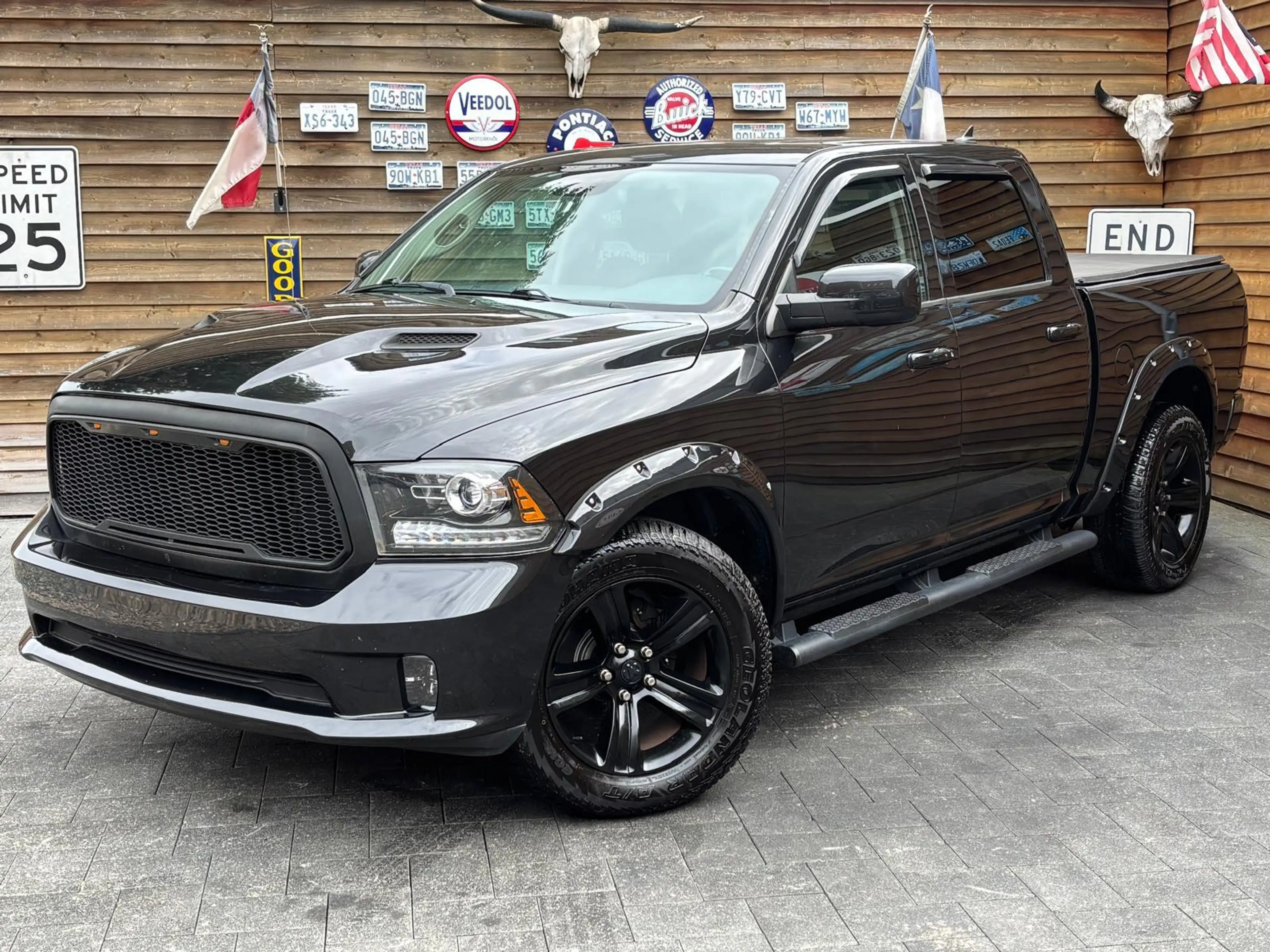 Dodge RAM 1500 Sport Crew Cab 4x4 LPG Navi El. Sitze — photo 9