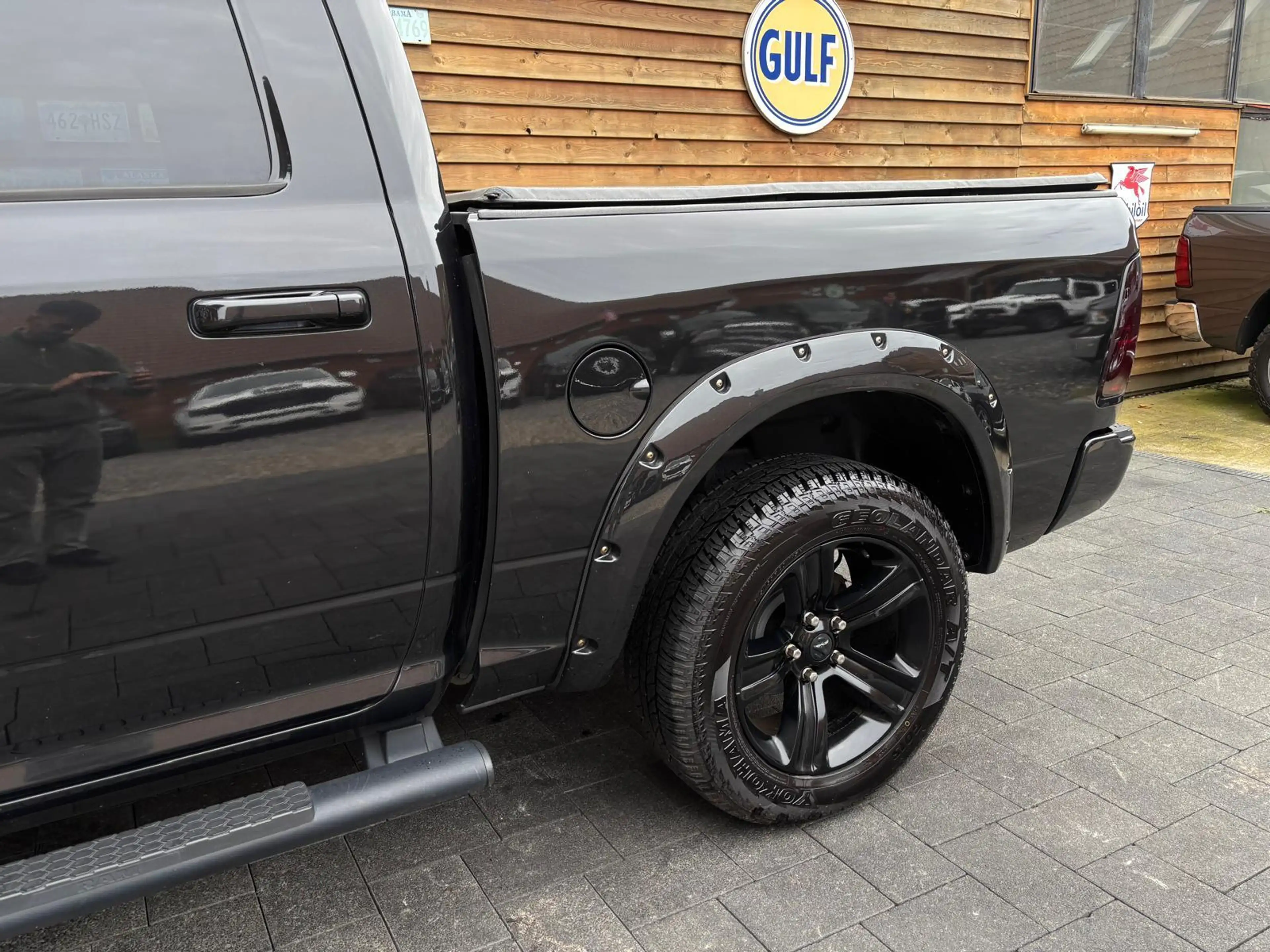 Dodge RAM 1500 Sport Crew Cab 4x4 LPG Navi El. Sitze — photo 11