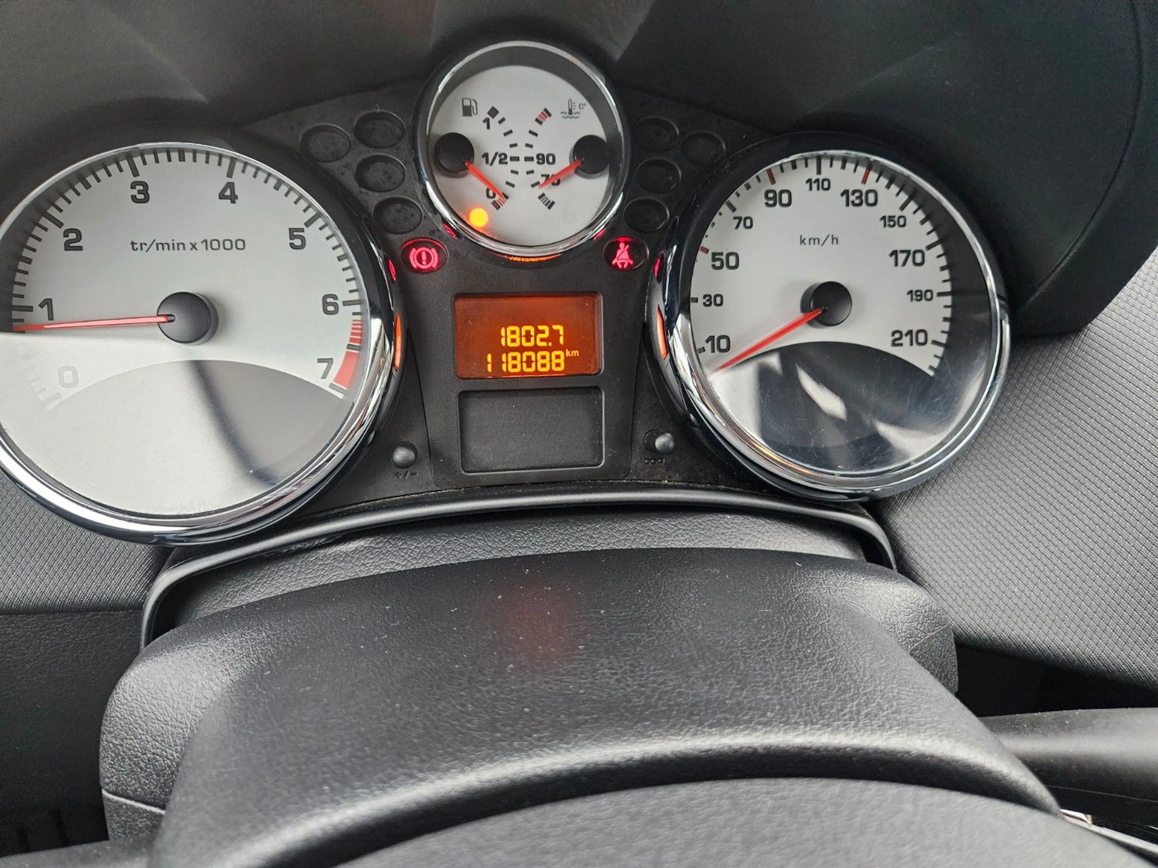 Peugeot 207 CC Cabrio-Coupe Platinum — photo 12