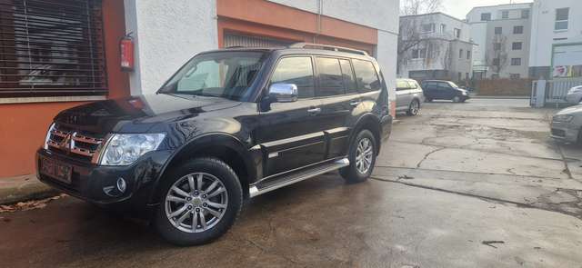 Mitsubishi Pajero 3.2 DI-D Edition 30 (TÜV 11.2027) 7Sitze/Auto/