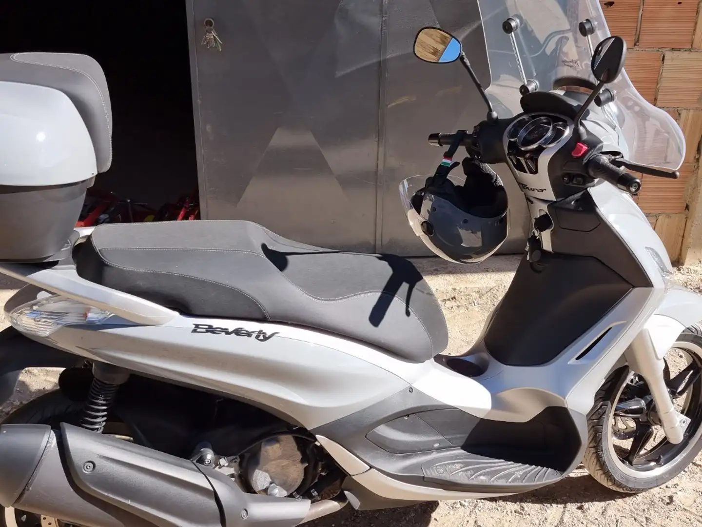 Piaggio Beverly 350 sport touring abs Gris - 2
