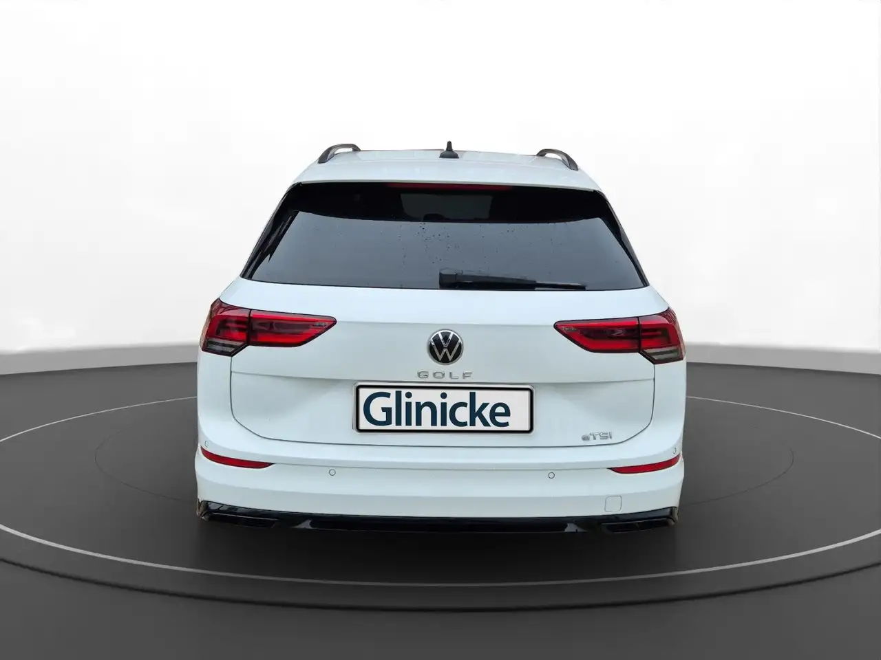 Volkswagen Golf Variant Golf VIII Variant 1.5 eTSI DSG R-Line Navi Black 9