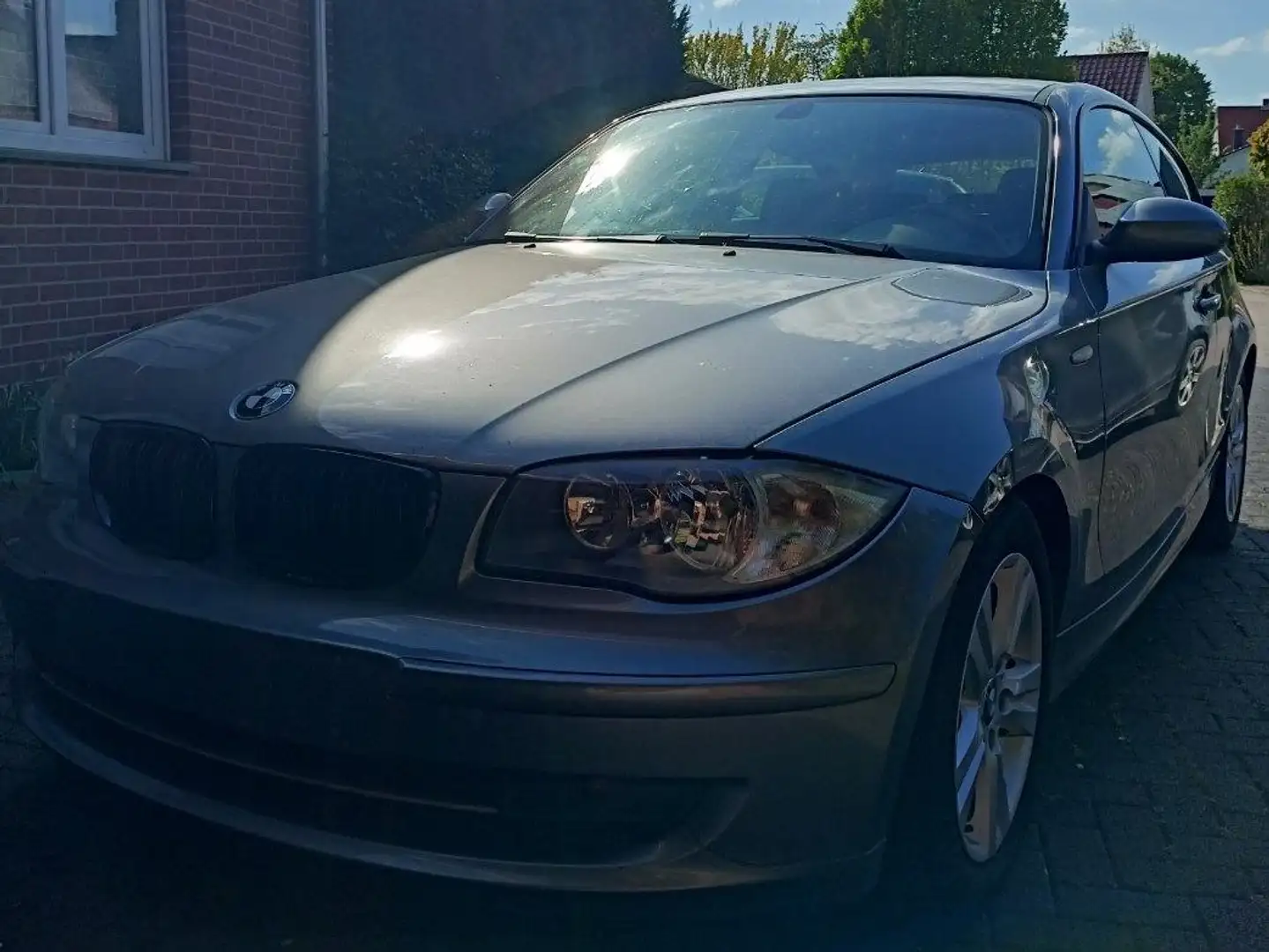 BMW 116 116i Edition Lifestyle Grau - 2