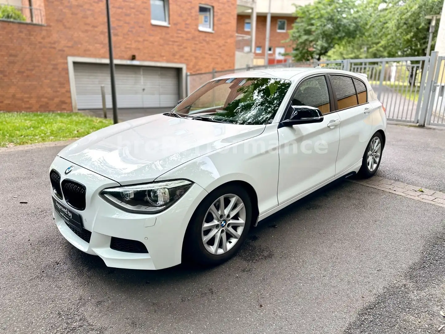 BMW 116 i Weiß - 2