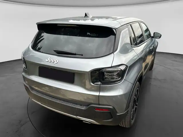 Jeep Avenger view 4