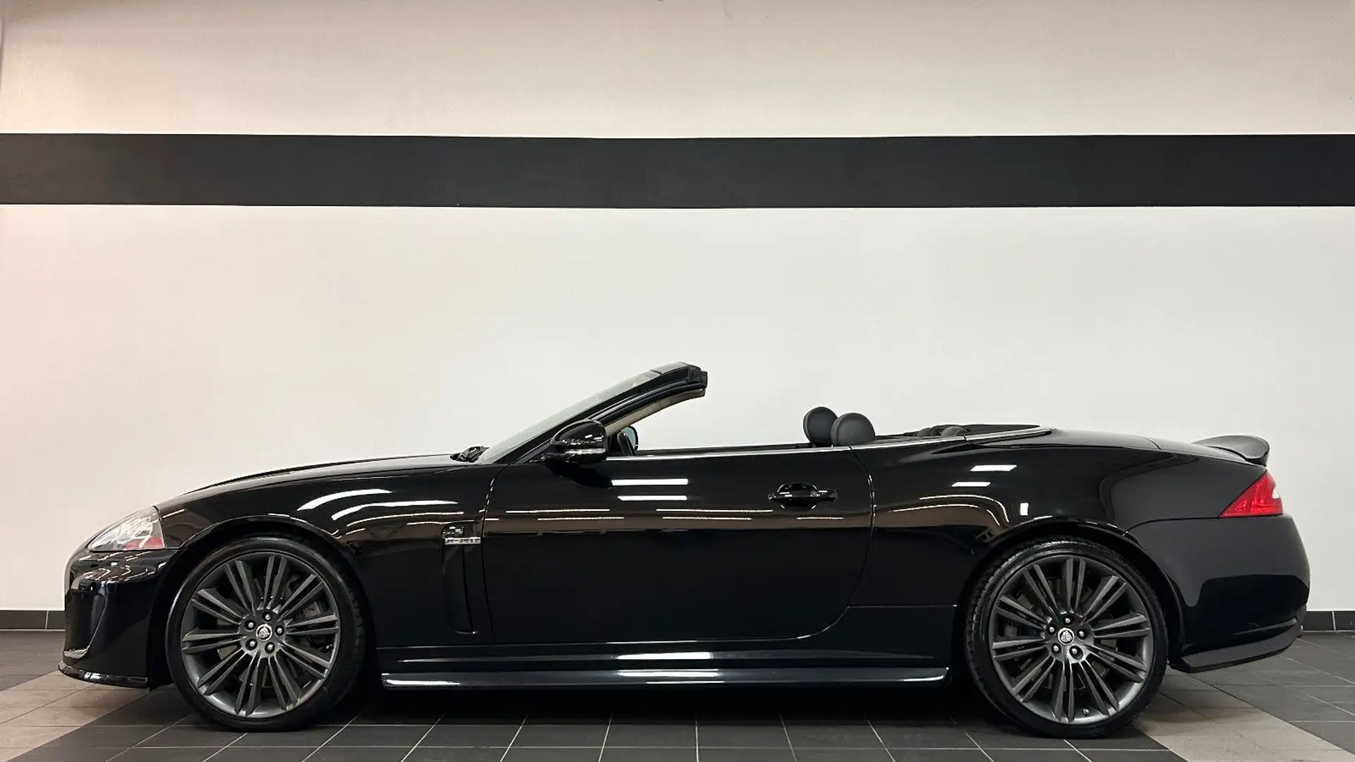 Jaguar XKR Cabrio | Deutsch - SpeedPack! Schwarz - 2