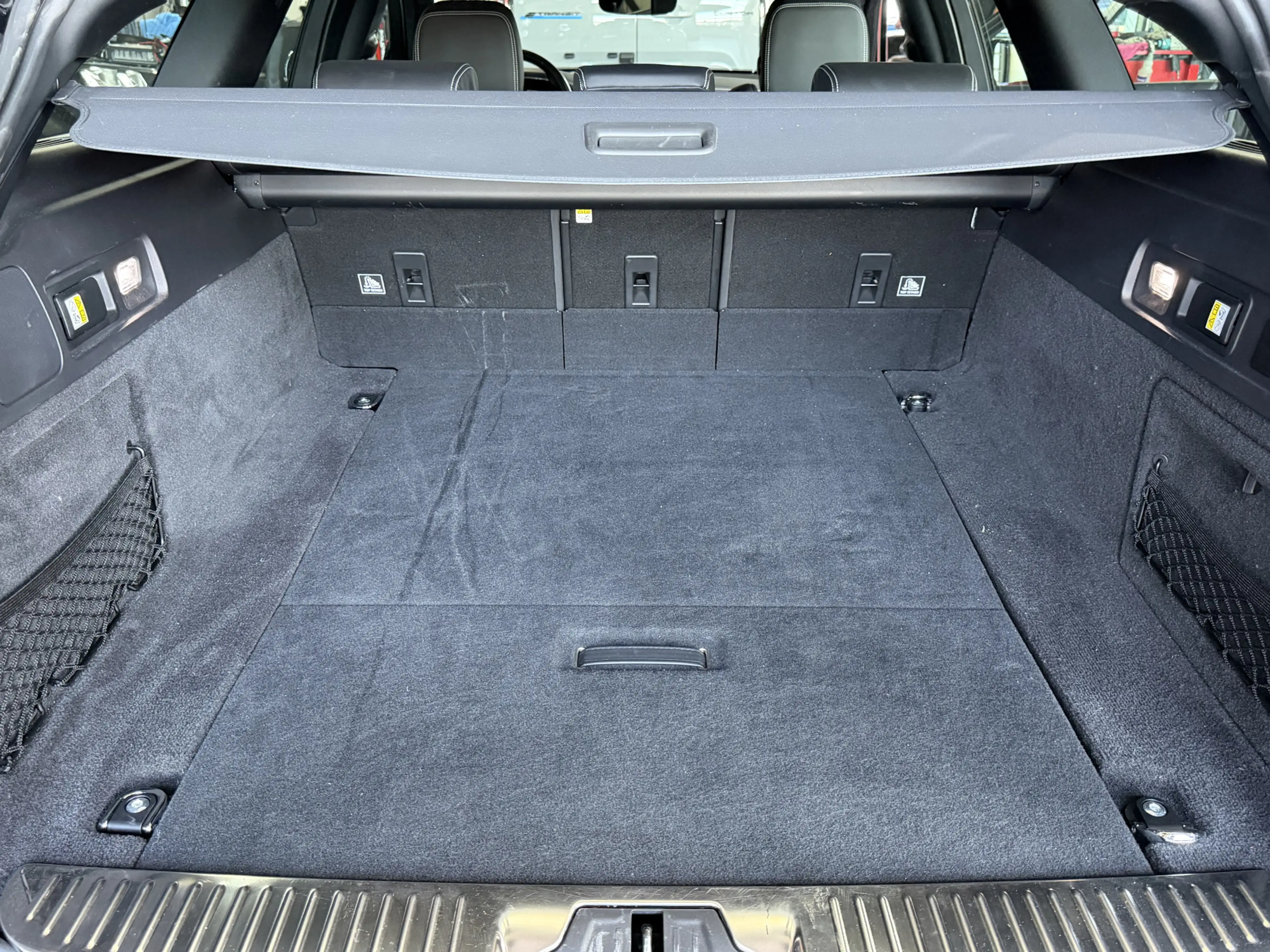 Jaguar XF Sportbrake 2.0 P250 R-Dynamic Black | Leder | Memo — photo 19