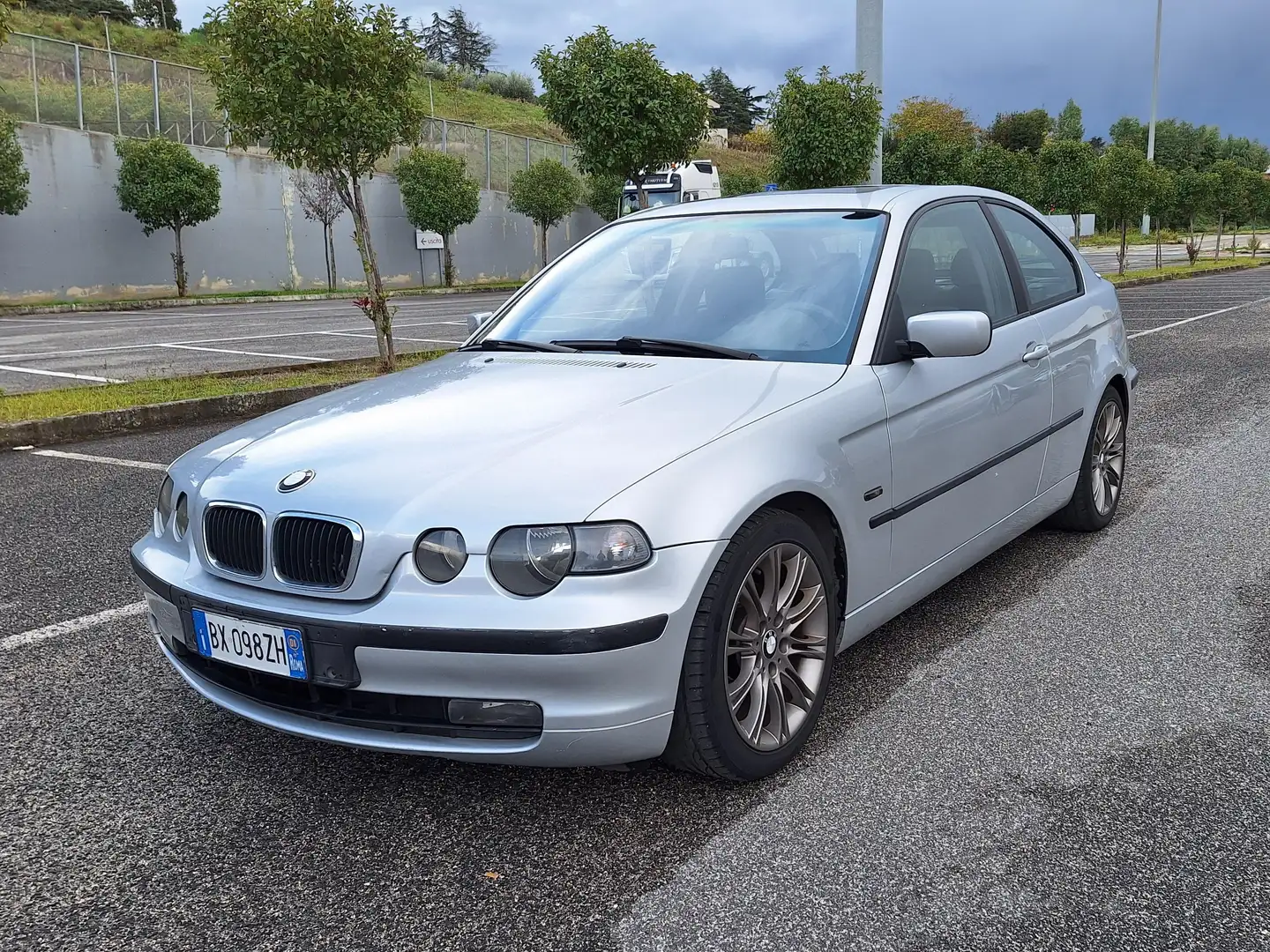 BMW 316 Serie 3 E46 316ti Compact Sport Серый - 2