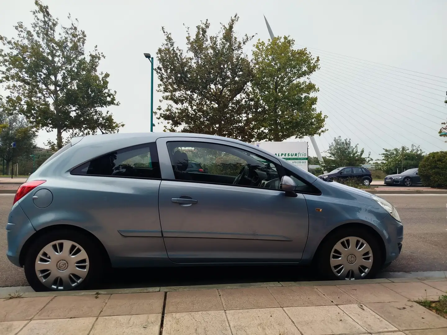 Opel Corsa 1.2 Essentia (146CO2) - 2