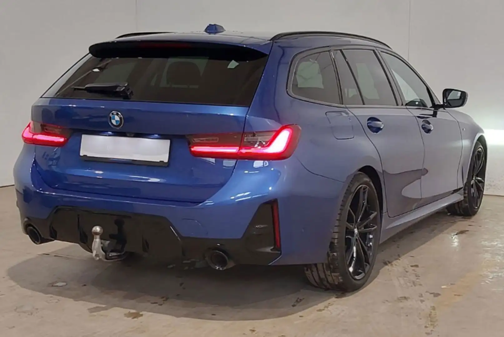 BMW 320 d 48V xDrive Touring Msport Blu/Azzurro - 2