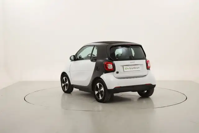 smart Fortwo view 3