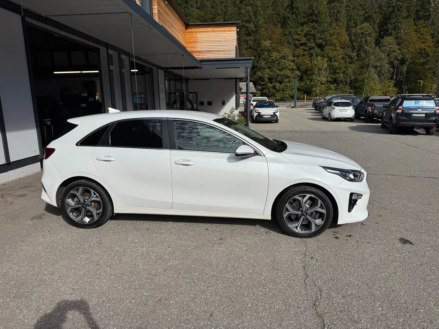 Kia Ceed / cee'd 1,4 TGDI GPF First Weiß - 1