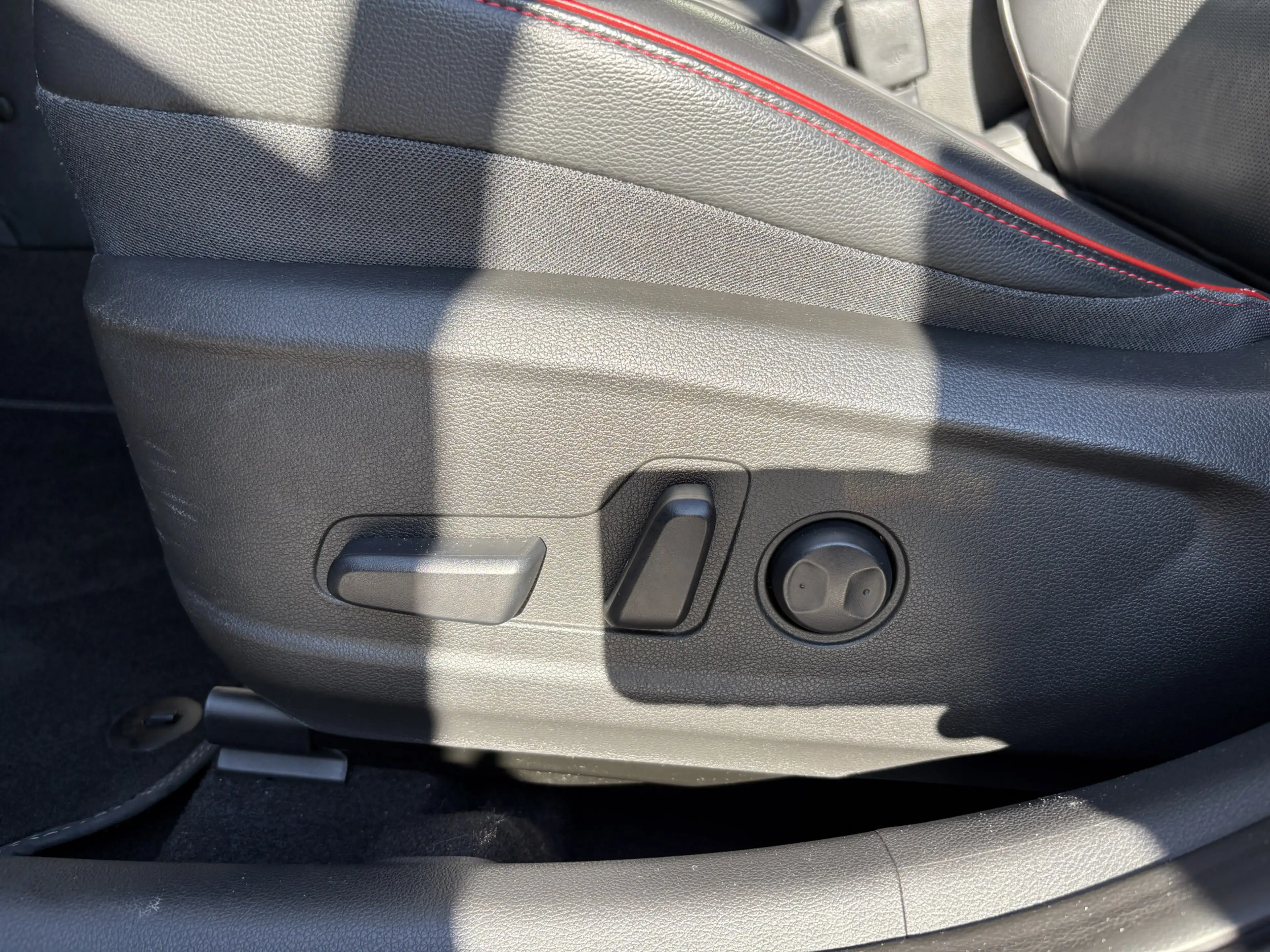 Hyundai KONA 1.0T Premium FULL OPTIONS/NL AUTO/CARPLAY/CAMERA — photo 12