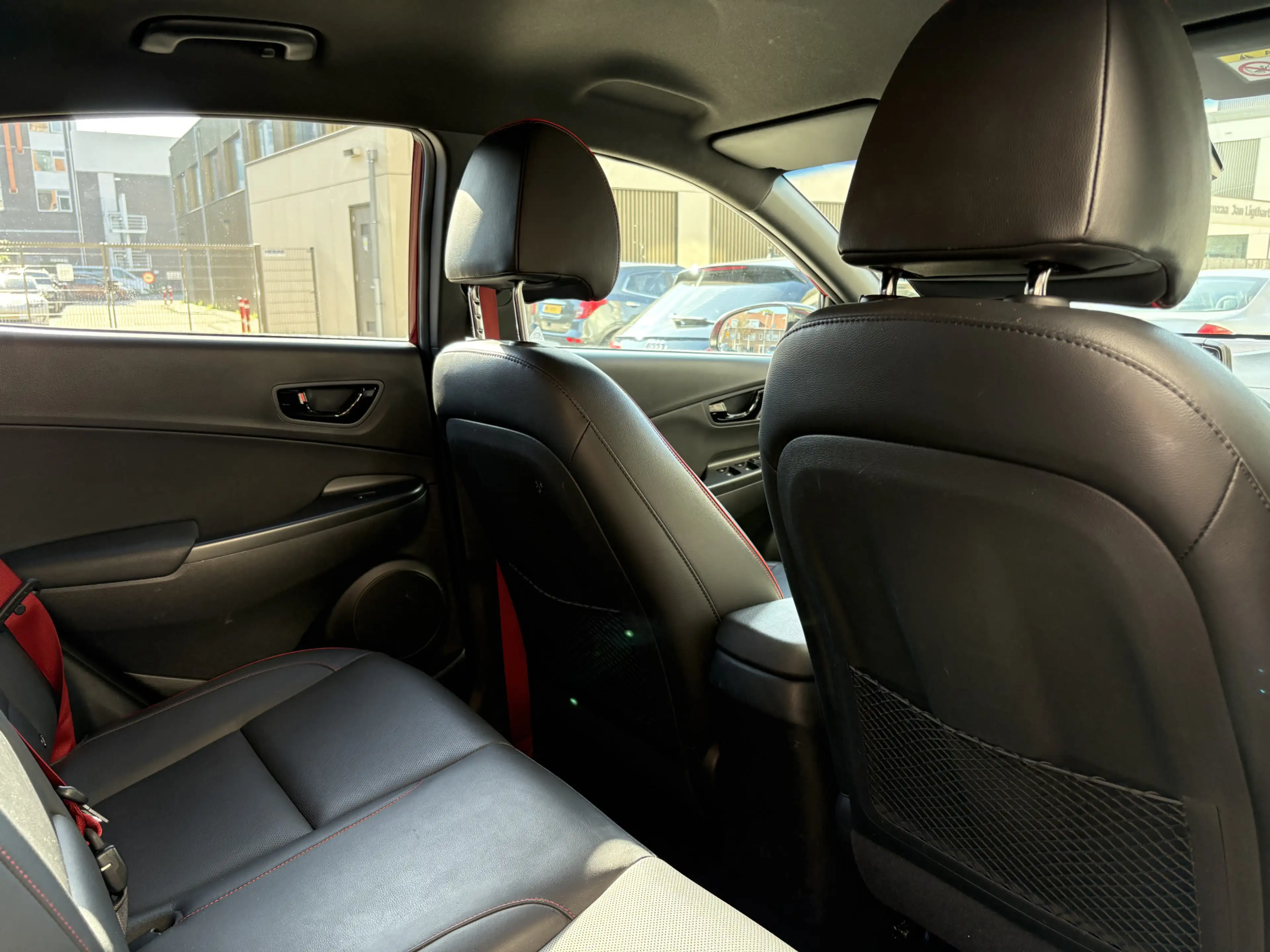 Hyundai KONA 1.0T Premium FULL OPTIONS/NL AUTO/CARPLAY/CAMERA — photo 11