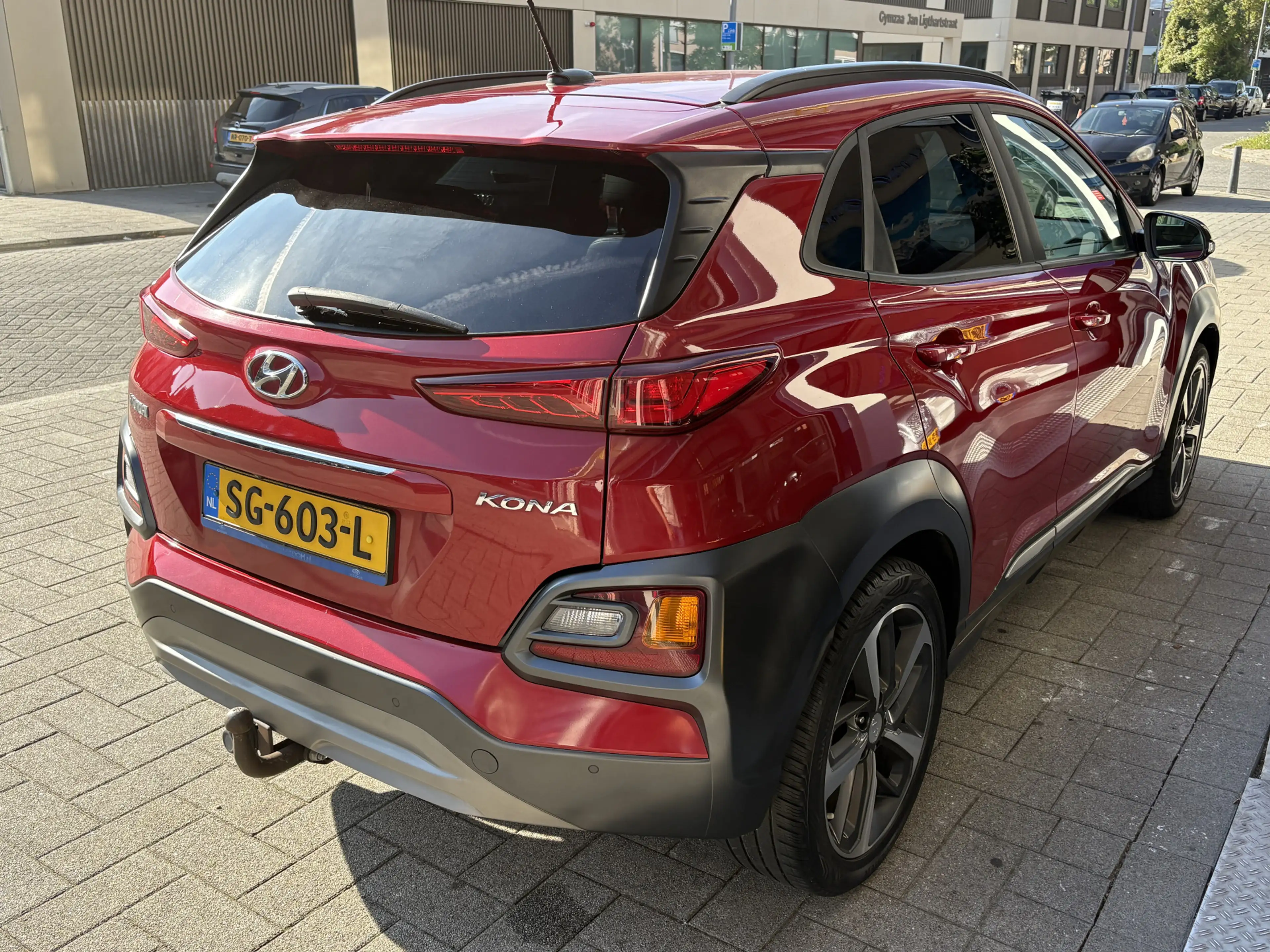 Hyundai KONA 1.0T Premium FULL OPTIONS/NL AUTO/CARPLAY/CAMERA — photo 5