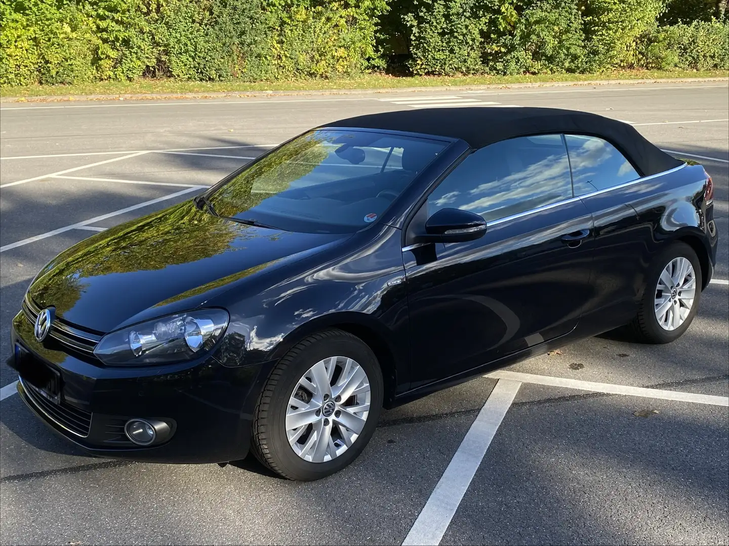 Volkswagen Golf Cabriolet VW Golf VI Cabriolet 1.2 TSI LIFE Schwarz - 1