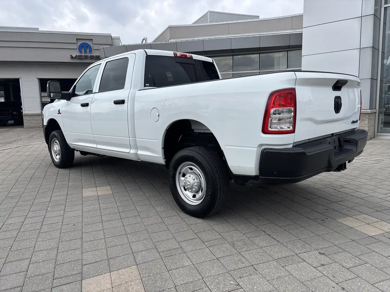 RAM 2500 снимка RAM 2500