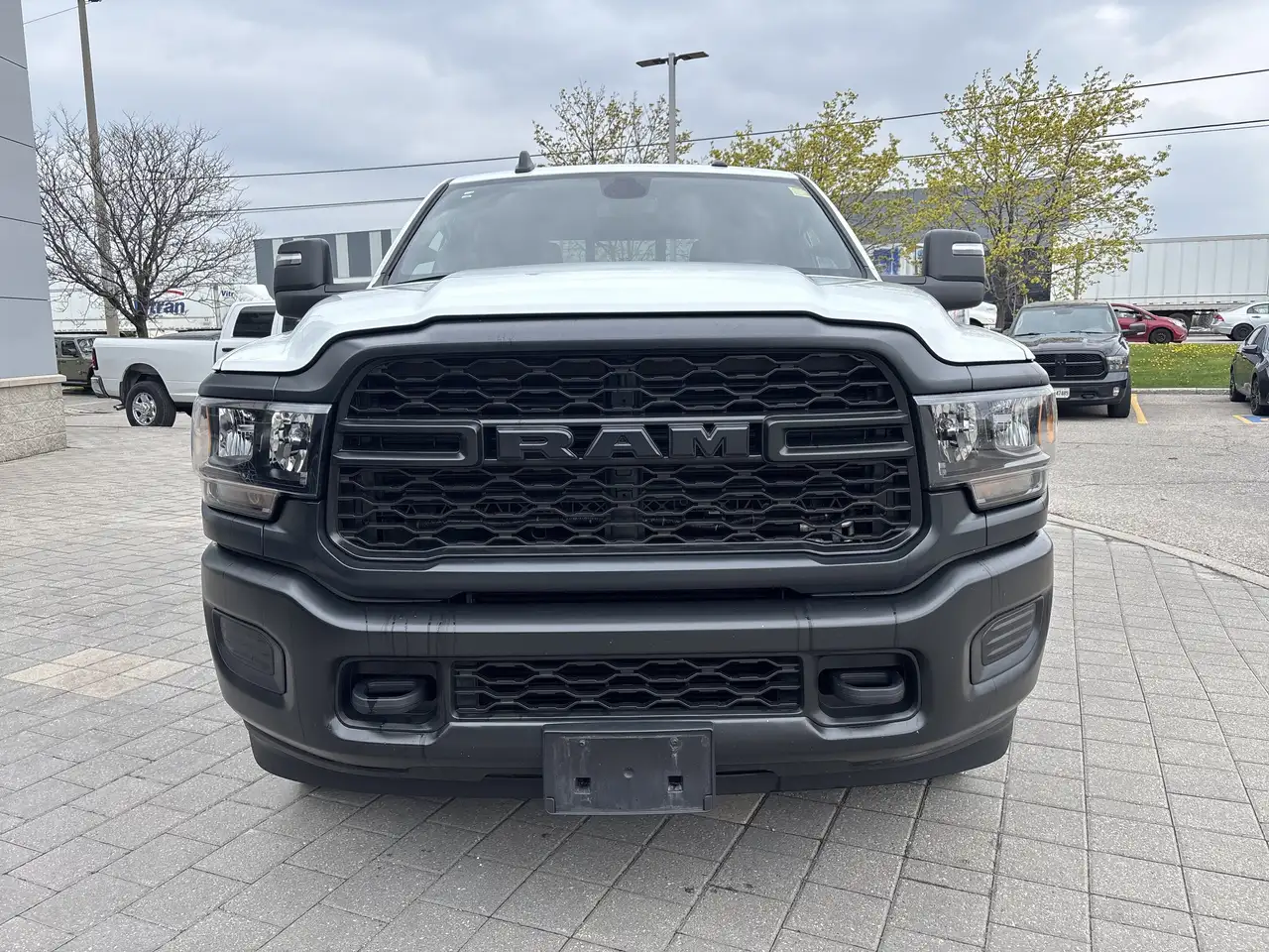 RAM 2500 снимка RAM 2500