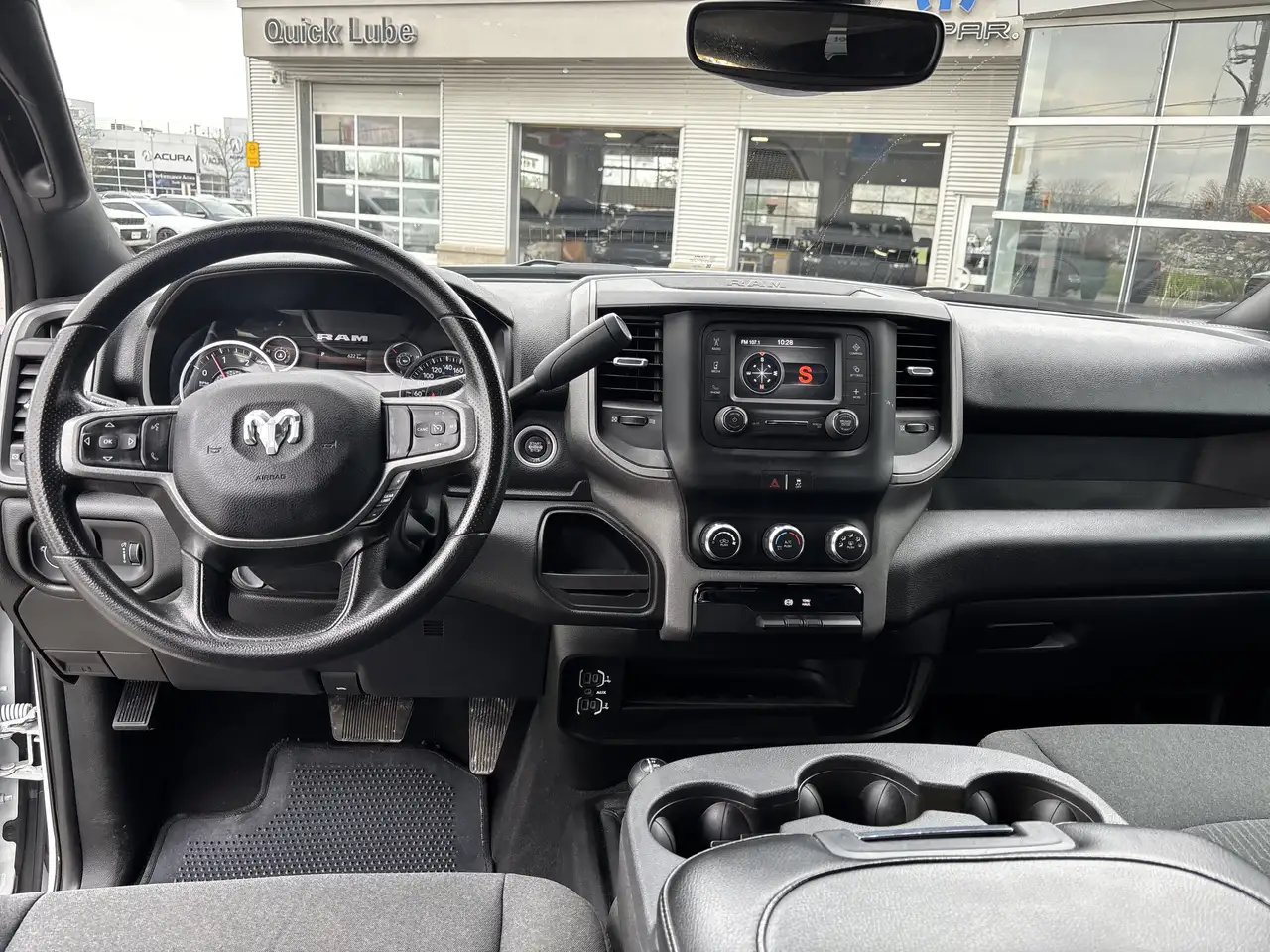 RAM 2500 снимка RAM 2500