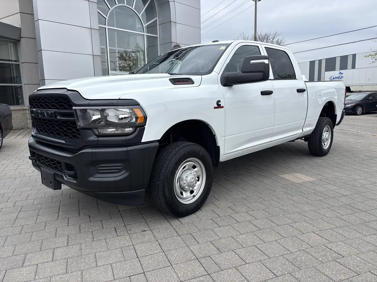 RAM 2500 снимка RAM 2500