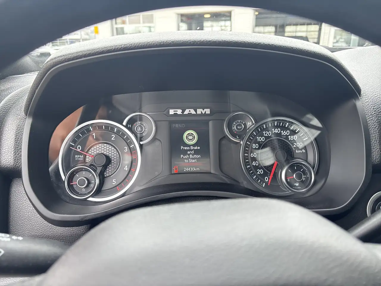 RAM 2500 снимка RAM 2500