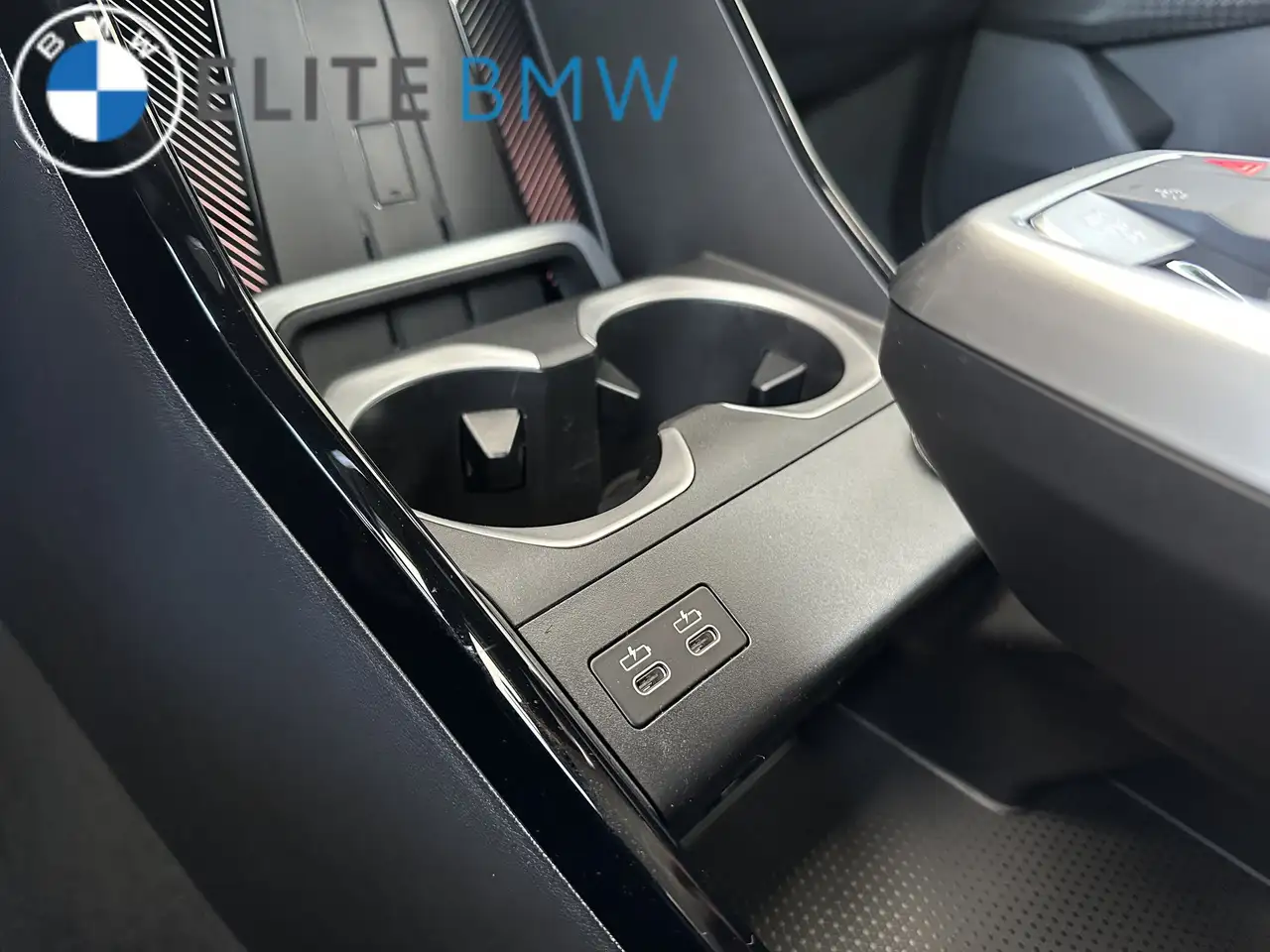BMW X1 photo BMW X1
