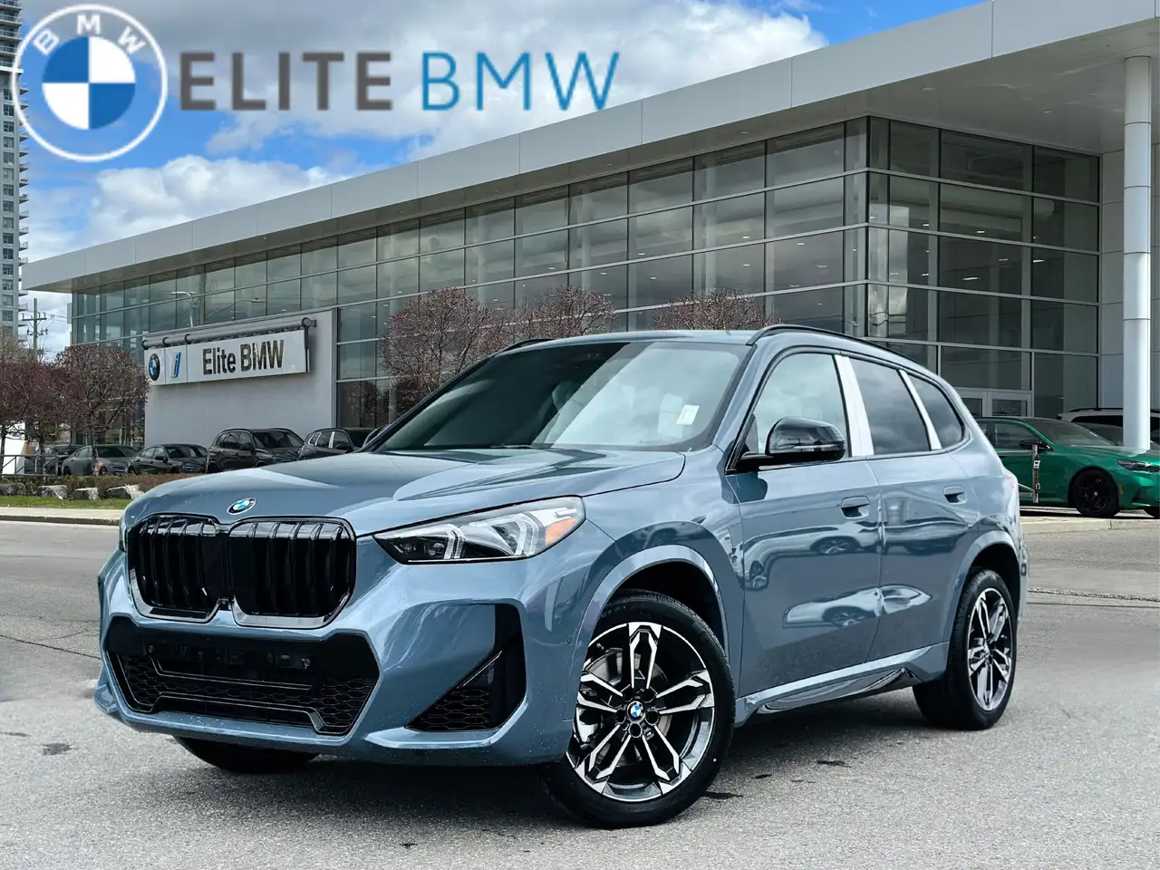 BMW X1 photo BMW X1