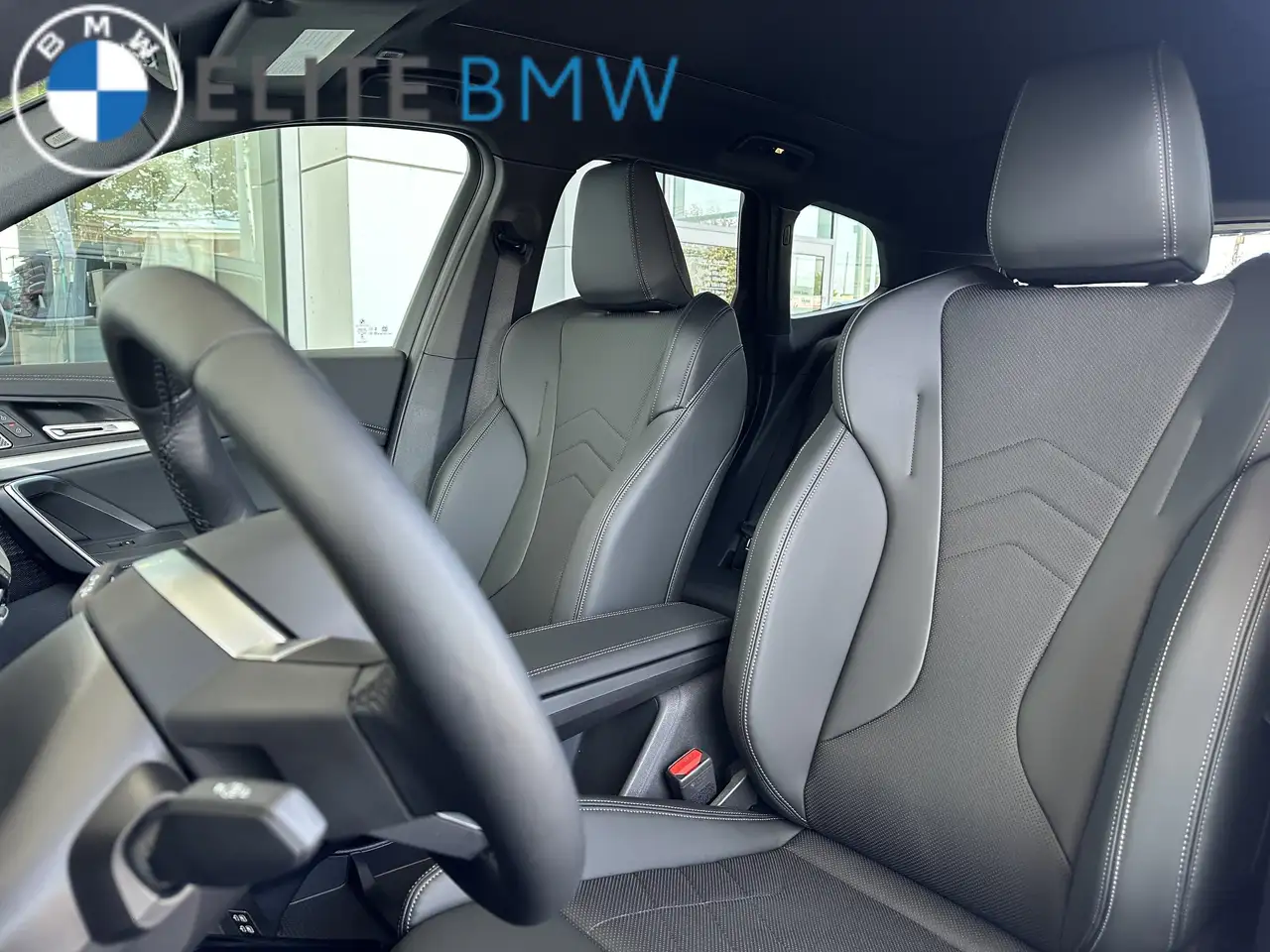 BMW X1 photo BMW X1