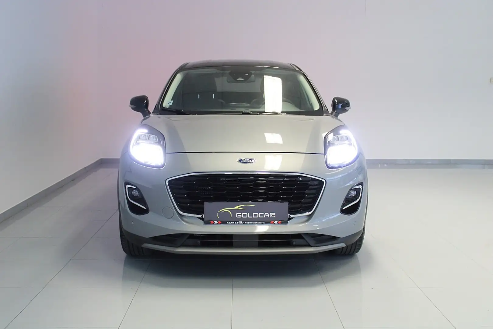 Ford Puma 1,0 EcoBoost Hybrid Titanium X Aut. Silber - 2